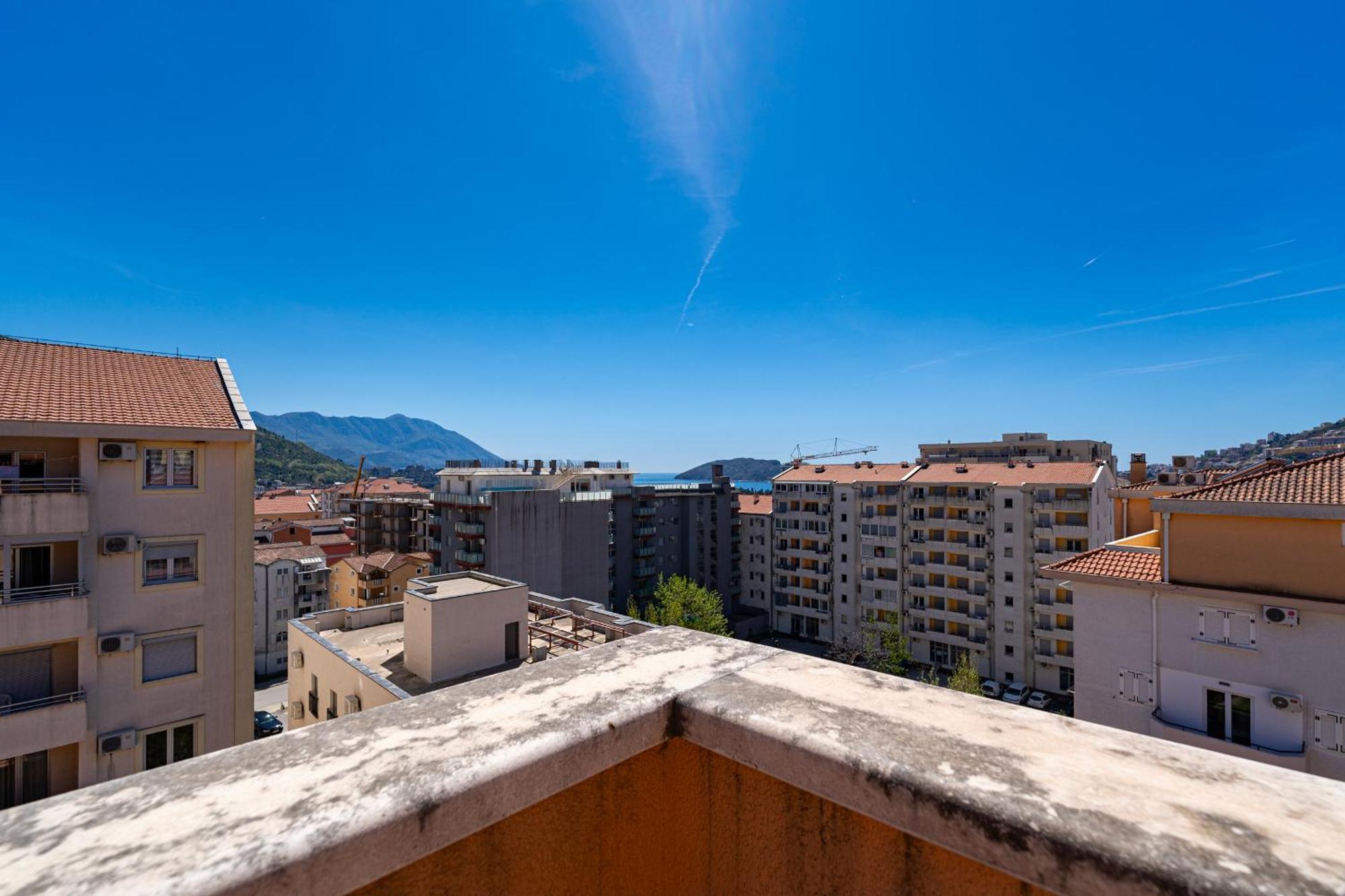 Family One Bedroom With Panoramic View Apartment Budva