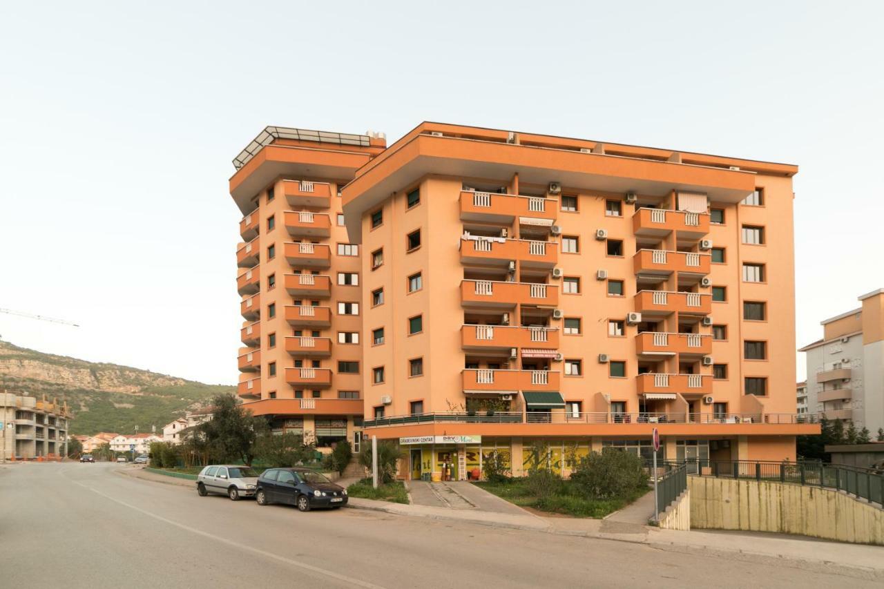 Family One Bedroom With Panoramic View Apartment Budva